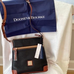 Dooney & Bourke Handbag